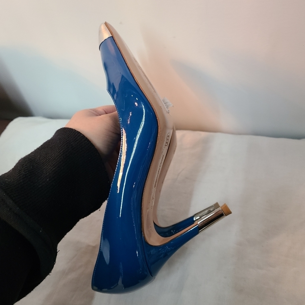 NEW Gianvito Rossi Heels - Picture 4 of 12